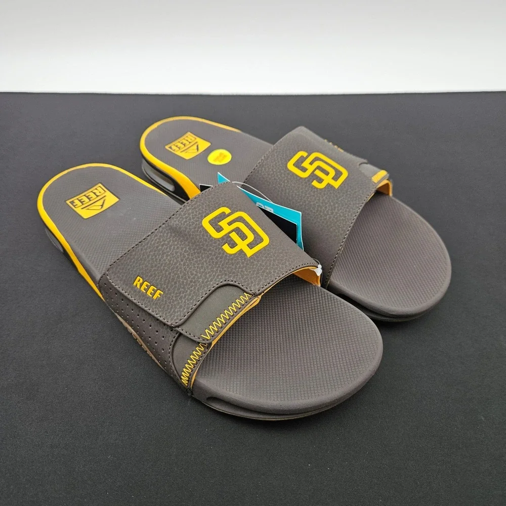 Reef Fanning Slide X MLB San Diego Padres Mens Sz 13 Brown Yellow Sandals CI8631